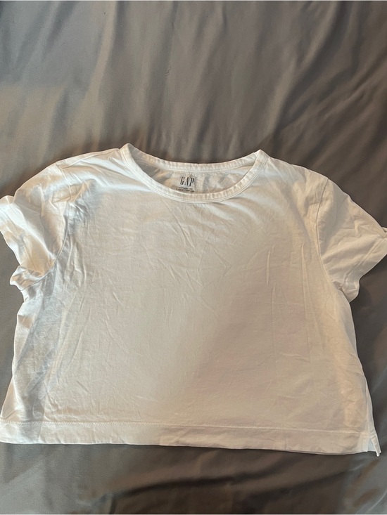 GAP Tops - GAP White Short-Sleeve Crop Tee
